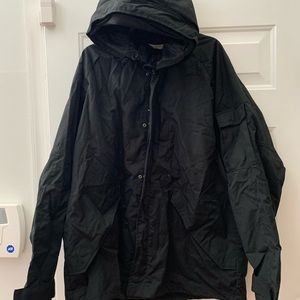 Black raincoat! Never worn before!!